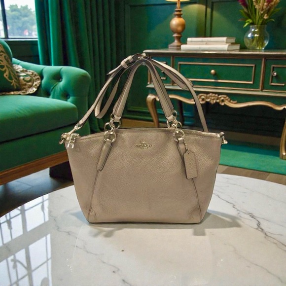 COACH Small Kelsey Champagne Gold Satchel - Picture 4 of 8